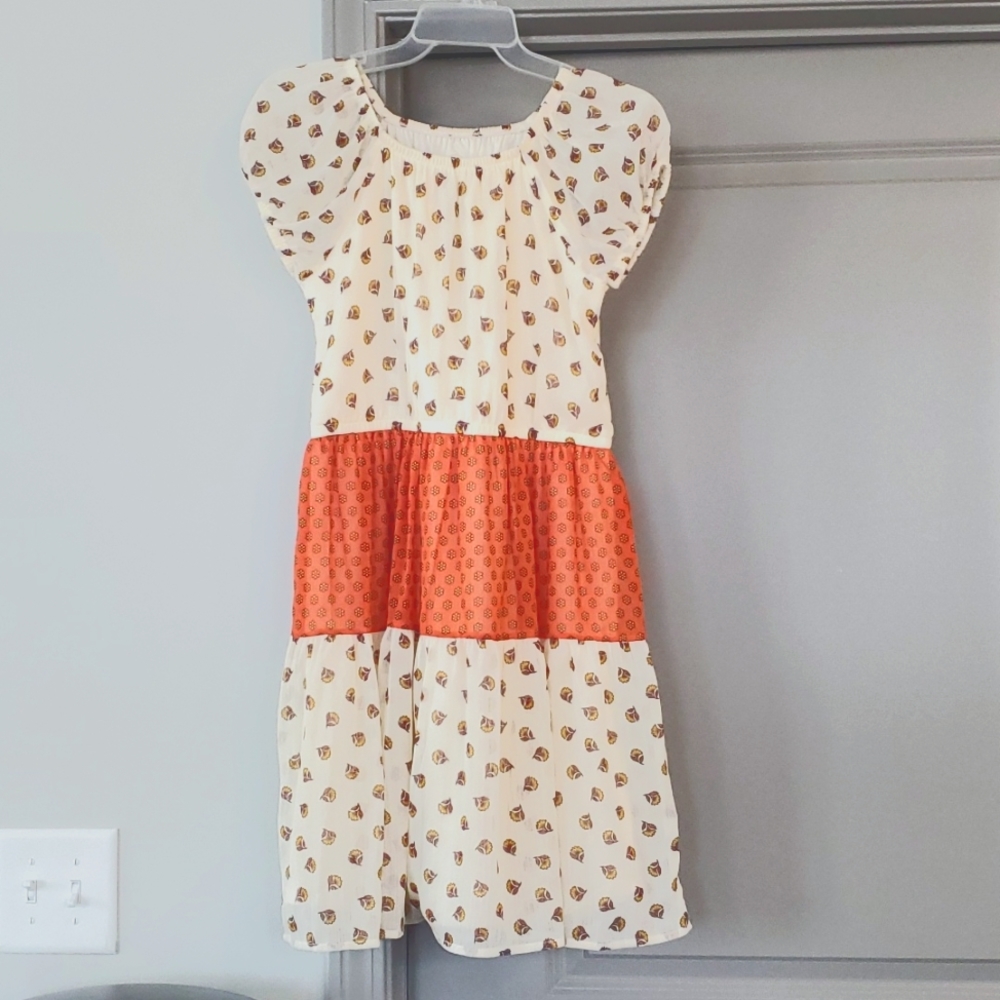 Flowy bohemian dress with color block printed flowers 💐 😍 💕